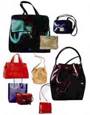Whats the difference between a handbag and a purse?
